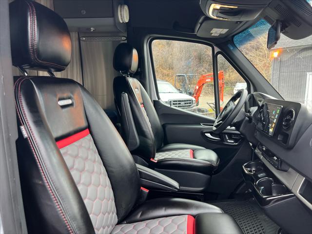 2022 Mercedes-Benz Sprinter 3500XD High Roof V6
