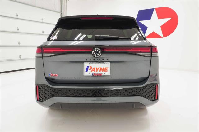 2026 Volkswagen Tiguan SE R-Line Black