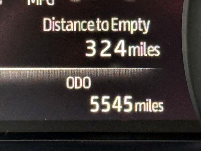 2023 Toyota Venza XLE [28]