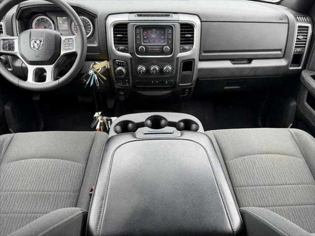 2024 Ram 1500 Classic Warlock Crew Cab 4x4 5'7" Box