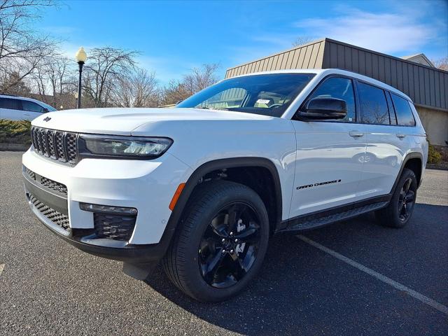 2025 Jeep Grand Cherokee GRAND CHEROKEE L LIMITED 4X4