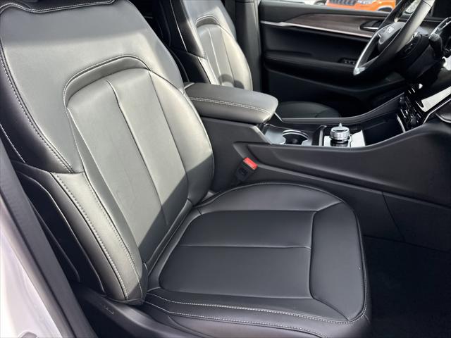 2025 Jeep Grand Cherokee Limited 4x4
