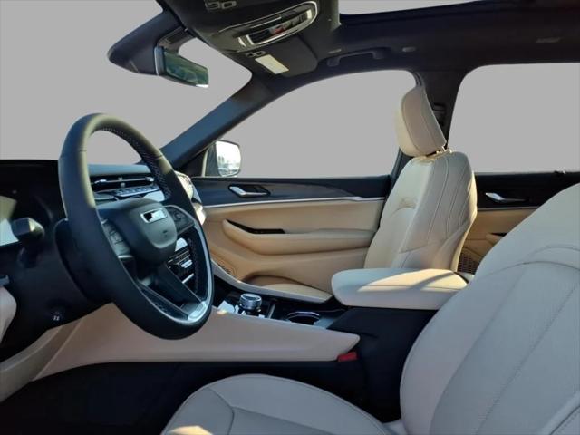 2025 Jeep Grand Cherokee Limited 4x4