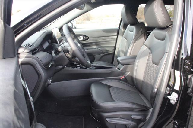 2026 Jeep Compass COMPASS LATITUDE ALTITUDE 4X4 2026 Jeep Compass COMPASS LATITUDE ALTITUDE 4X4