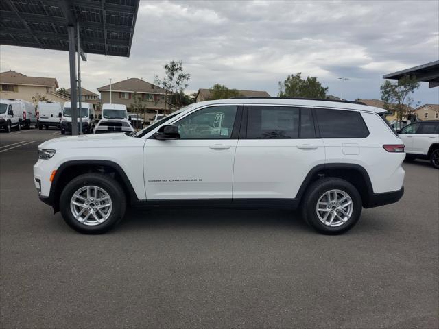 2025 Jeep Grand Cherokee GRAND CHEROKEE L LAREDO 4X4