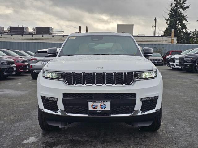 2025 Jeep Grand Cherokee GRAND CHEROKEE L LIMITED 4X4