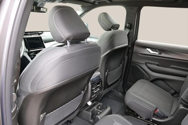 2025 Jeep Grand Cherokee Laredo X 4x2