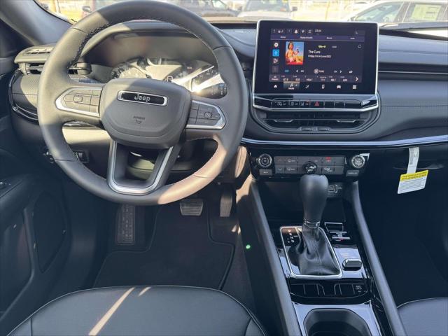 2026 Jeep Compass COMPASS LATITUDE ALTITUDE 4X4 2026 Jeep Compass COMPASS LATITUDE ALTITUDE 4X4