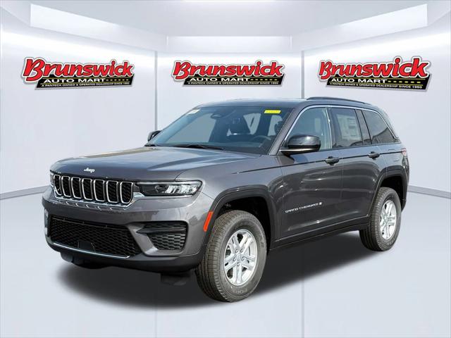 2025 Jeep Grand Cherokee GRAND CHEROKEE LAREDO 4X4