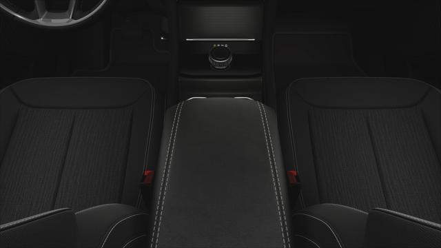 2025 Jeep Grand Cherokee GRAND CHEROKEE L LAREDO 4X4