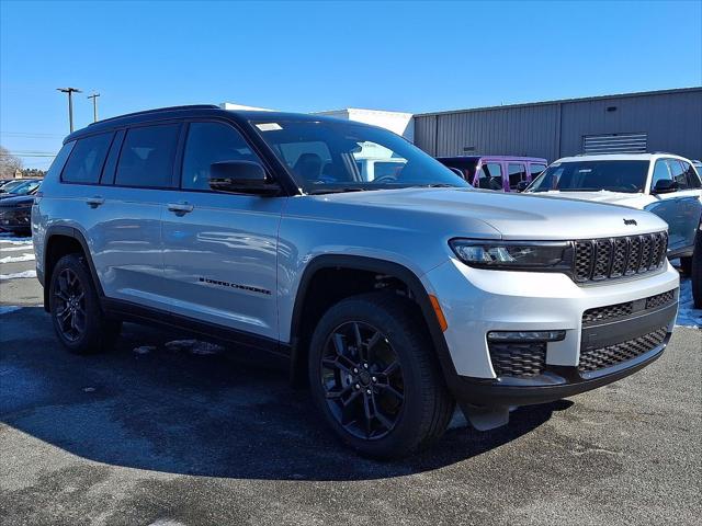 2025 Jeep Grand Cherokee GRAND CHEROKEE L LIMITED 4X4