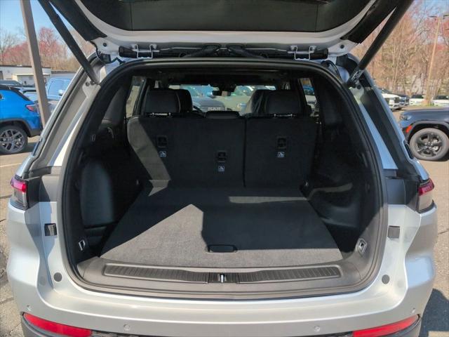 2025 Jeep Grand Cherokee Altitude X 4x4