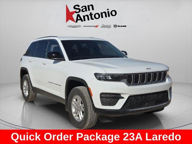 2025 Jeep Grand Cherokee GRAND CHEROKEE LAREDO 4X2