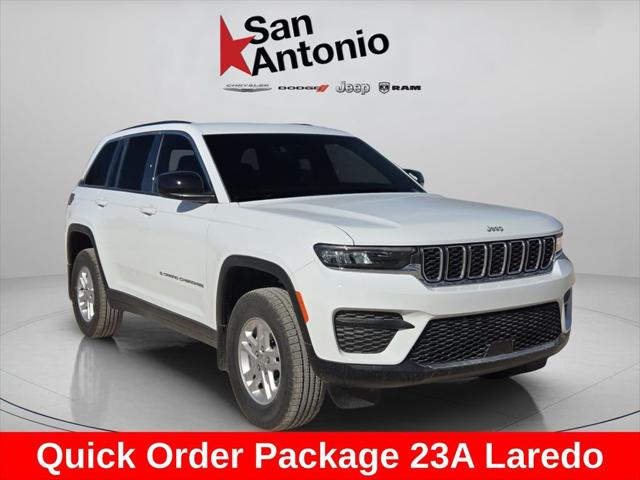 2025 Jeep Grand Cherokee GRAND CHEROKEE LAREDO 4X2