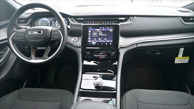 2025 Jeep Grand Cherokee GRAND CHEROKEE LAREDO X 4X2 2025 Jeep Grand Cherokee GRAND CHEROKEE LAREDO X 4X2