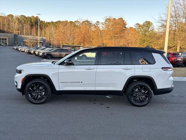 2025 Jeep Grand Cherokee GRAND CHEROKEE L LIMITED 4X4