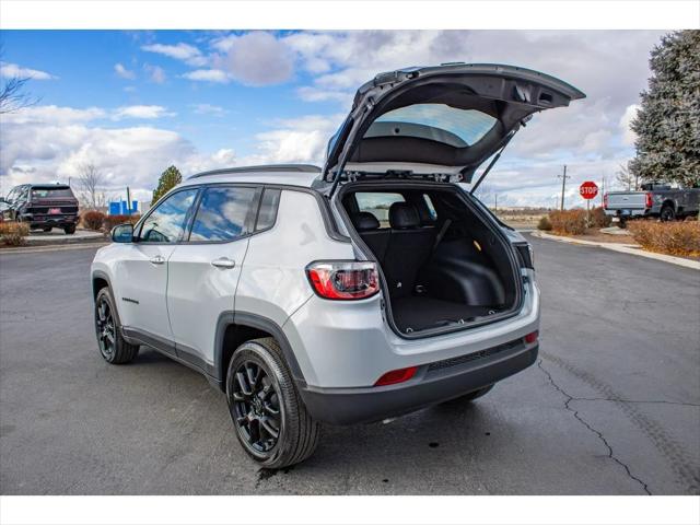 2026 Jeep Compass Latitude Altitude