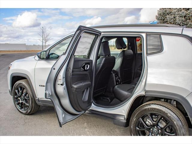 2026 Jeep Compass Latitude Altitude