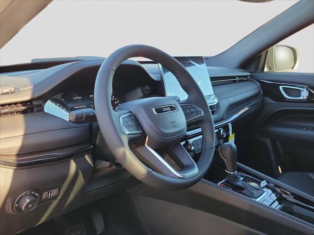 2026 Jeep Compass COMPASS LATITUDE ALTITUDE 4X4 2026 Jeep Compass COMPASS LATITUDE ALTITUDE 4X4