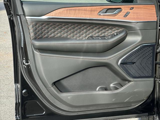 2025 Jeep Grand Cherokee Summit Reserve 4x4
