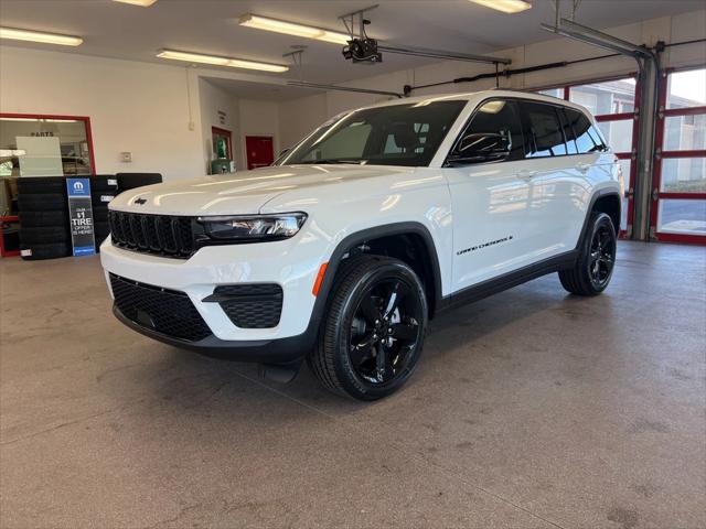 2025 Jeep Grand Cherokee GRAND CHEROKEE ALTITUDE X 4X4