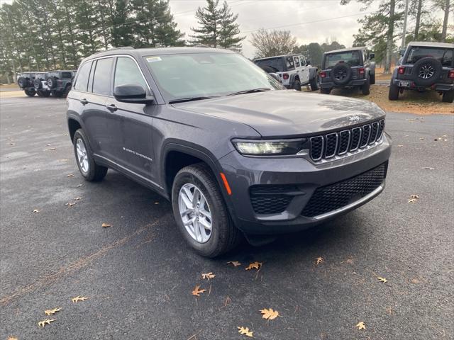 2025 Jeep Grand Cherokee GRAND CHEROKEE LAREDO X 4X2