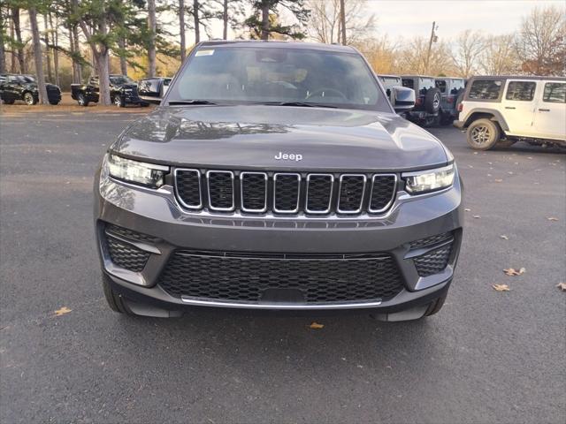 2025 Jeep Grand Cherokee GRAND CHEROKEE LAREDO 4X2