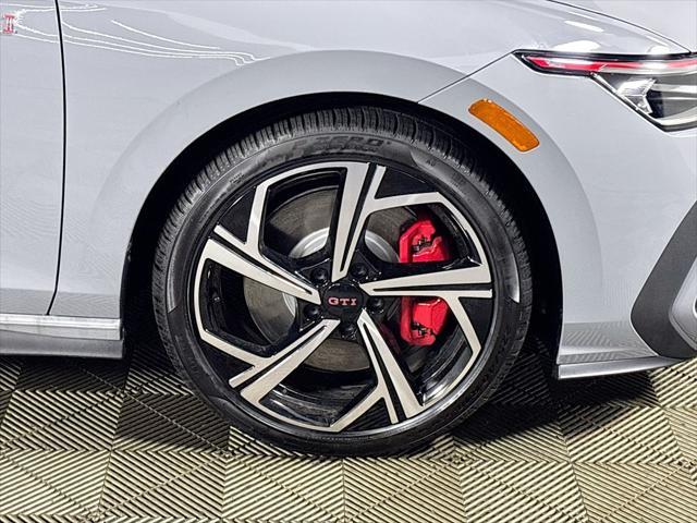 2026 Volkswagen Golf GTI SE