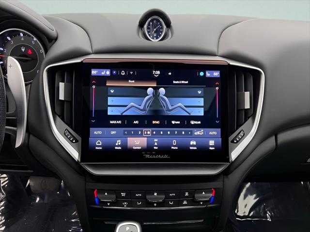 2022 Maserati Ghibli Modena Q4