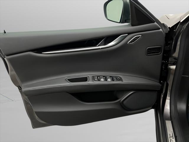 2022 Maserati Ghibli Modena Q4