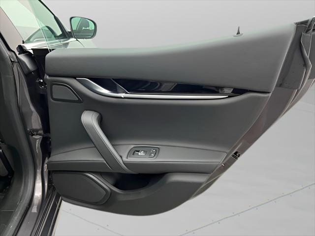 2022 Maserati Ghibli Modena Q4