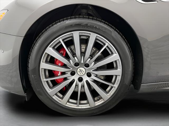 2022 Maserati Ghibli Modena Q4