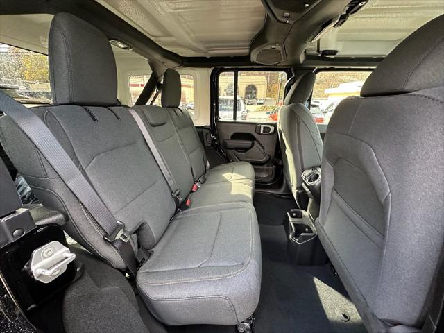 2026 Jeep Wrangler 4-Door Willys 4x4