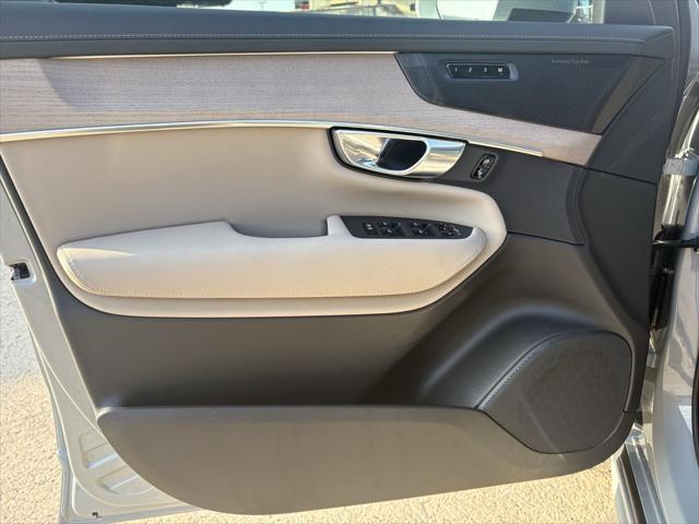 2026 Volvo XC90 Plus, B6 AWD Gas (mild hybrid), Gasoline, Bright, 7 Seats