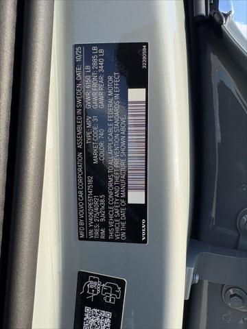 2026 Volvo XC90 Plus, B6 AWD Gas (mild hybrid), Gasoline, Bright, 7 Seats