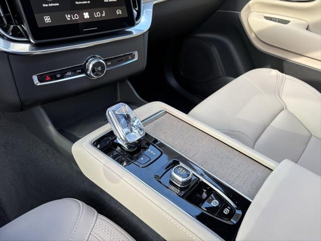 2026 Volvo XC90 Plus, B6 AWD Gas (mild hybrid), Gasoline, Bright, 7 Seats