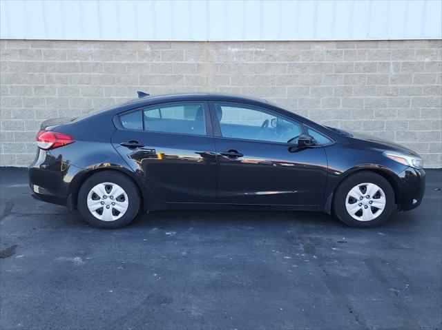 2017 Kia Forte LX 2017 Kia Forte LX