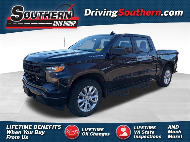 2022 Chevrolet Silverado 1500 4WD Crew Cab Short Bed Custom 2022 Chevrolet Silverado 1500 4WD Crew Cab Short Bed Custom