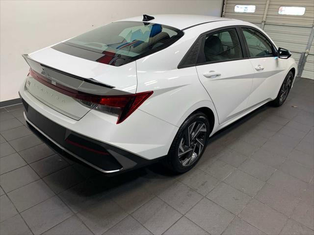 2025 Hyundai Elantra SEL Sport 2025 Hyundai Elantra SEL Sport