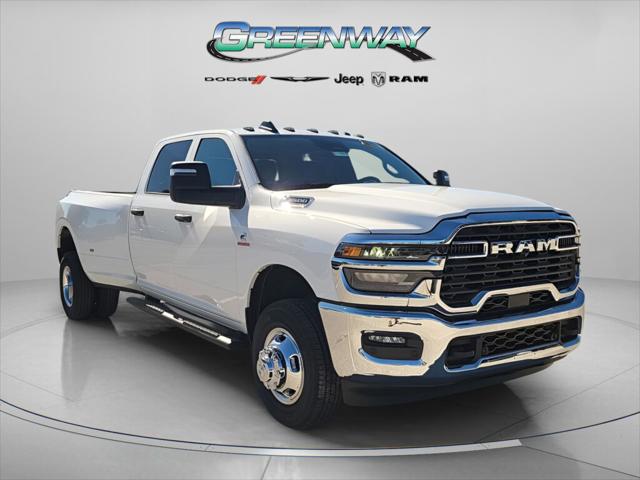 2026 RAM Ram 3500 RAM 3500 TRADESMAN CREW CAB 4X4 8 BOX
