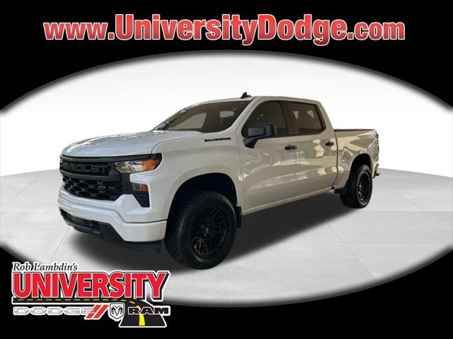 2022 Chevrolet Silverado 1500 2WD Crew Cab Short Bed Custom