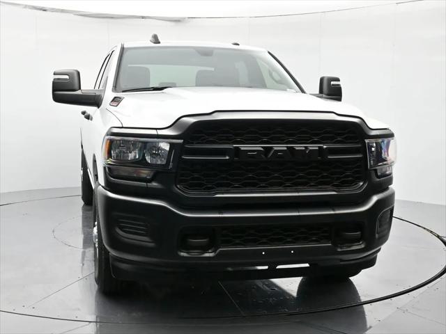 2023 RAM 3500 Tradesman Crew Cab 4x2 64 Box