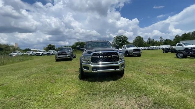2023 RAM 4500 Chassis Tradesman/SLT