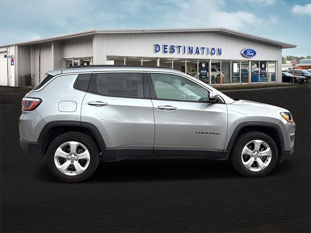 2018 Jeep Compass Latitude 4x4 2018 Jeep Compass Latitude 4x4