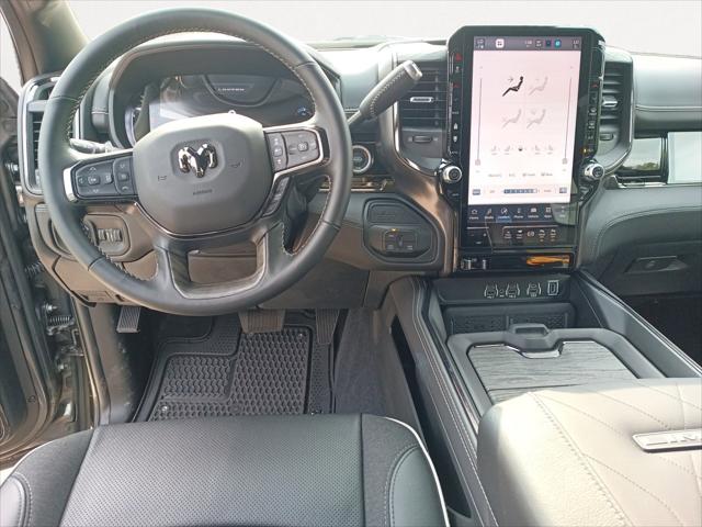 2025 RAM Ram 3500 RAM 3500 LIMITED CREW CAB 4X4 8 BOX 2025 RAM Ram 3500 RAM 3500 LIMITED CREW CAB 4X4 8 BOX