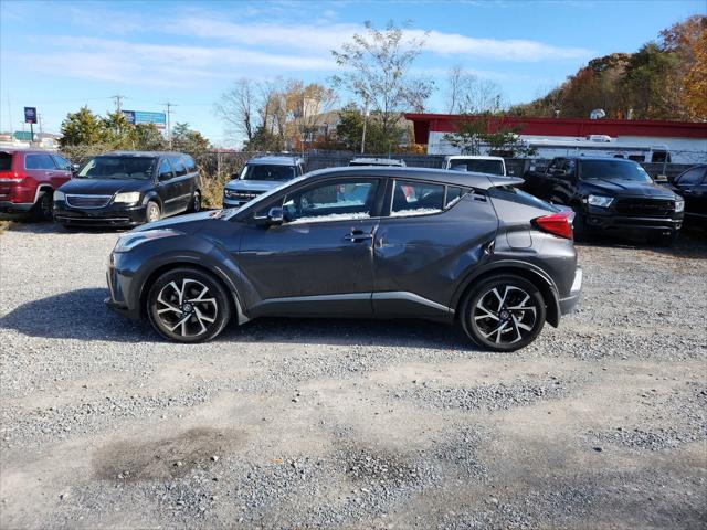 2020 Toyota C-HR XLE 2020 Toyota C-HR XLE