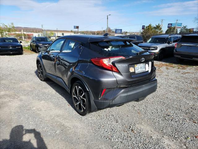 2020 Toyota C-HR XLE 2020 Toyota C-HR XLE