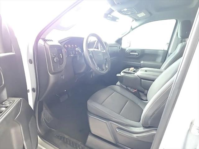 2021 Chevrolet Silverado 1500 2WD Crew Cab Short Bed Custom 2021 Chevrolet Silverado 1500 2WD Crew Cab Short Bed Custom