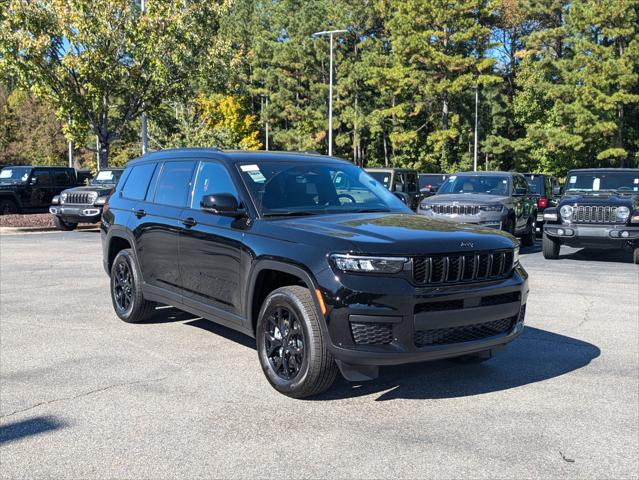 2025 Jeep Grand Cherokee GRAND CHEROKEE L ALTITUDE X 4X4