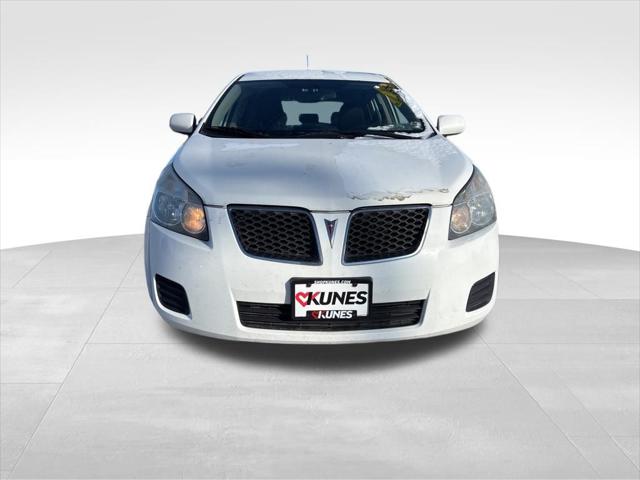 2010 Pontiac Vibe Base w/1.8L